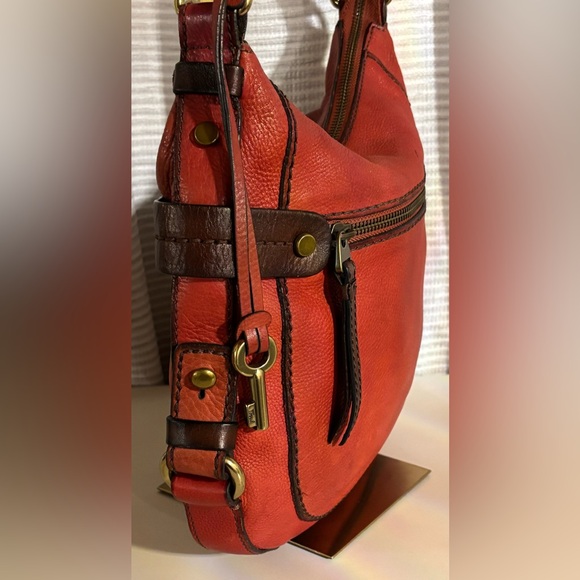 Red Leather Fossil Shoulder Bag - Picture 5 of 15